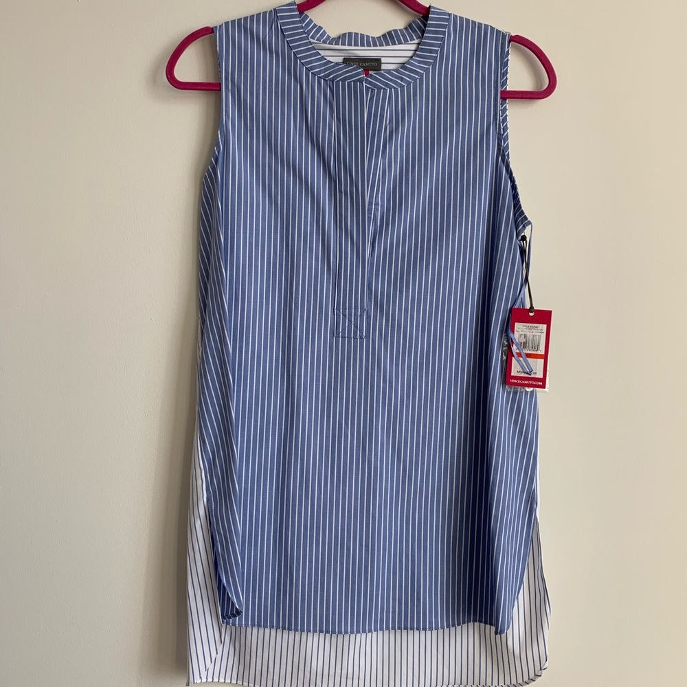 VINCE CAMUTO - Blue/White, Color Block Hi-Lo!